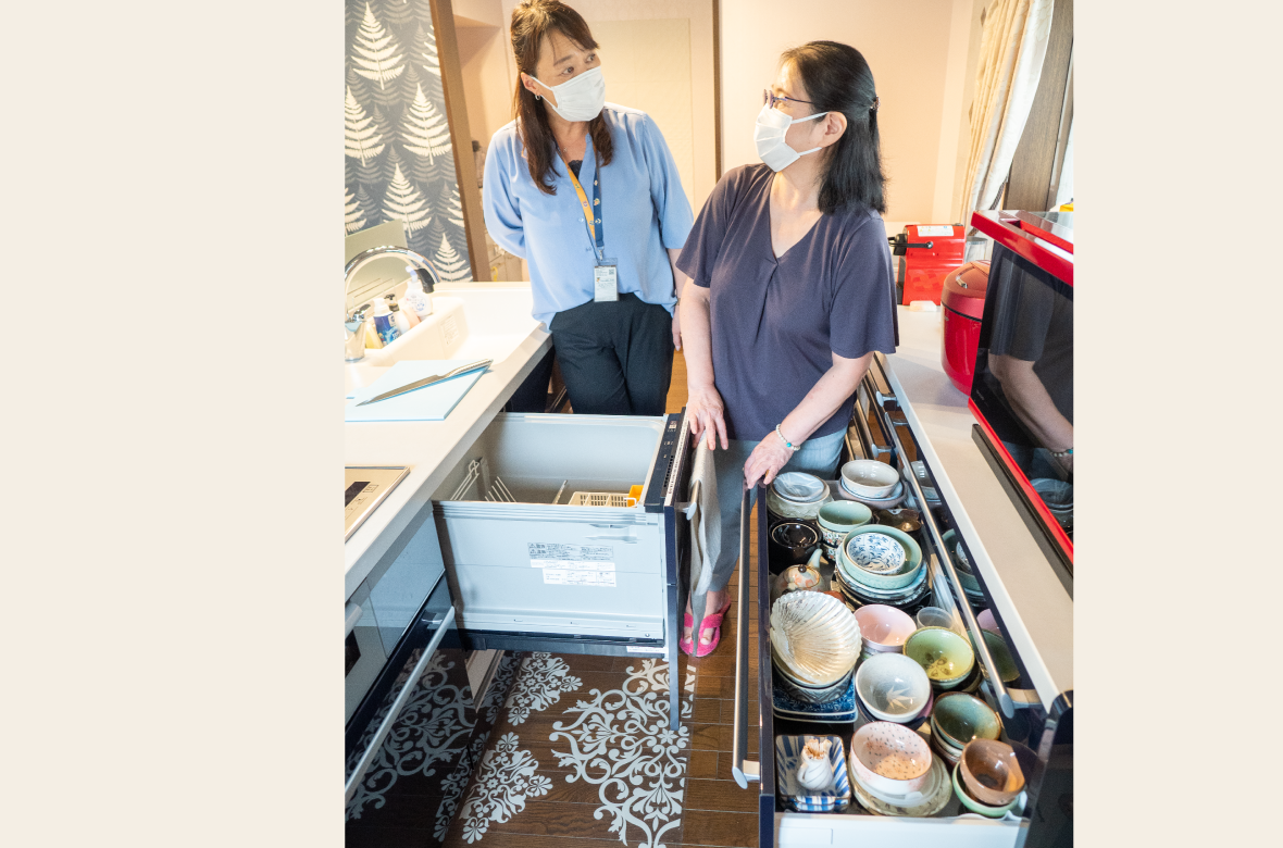 インタビュー動画